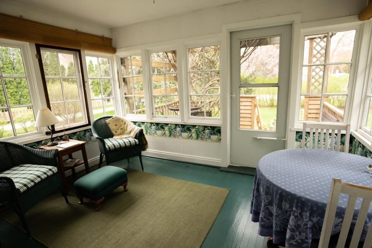 Garden Grove Inn Bed And Breakfast Union Pier Exterior photo